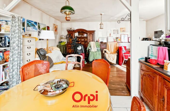 VENTE : maison 2 pièces (45 m²) à MONTMARAULT — photo 4