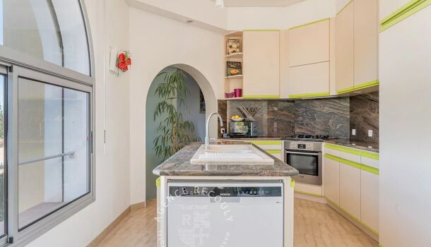 Villa / Maison 9 pièces  à vendre Sanary-sur-Mer 83110