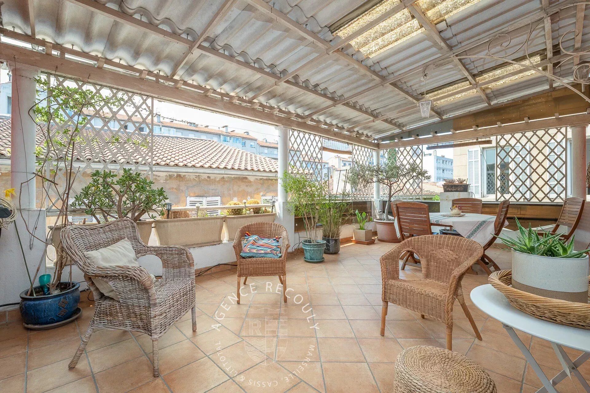 Villa / Maison  T4 à vendre Marseille 4eme 13004