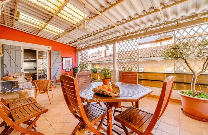 MAISON DE VILLE 245M2 -TERRASSE -LA BLANCARDE-13004 MARSEILLE — photo 5