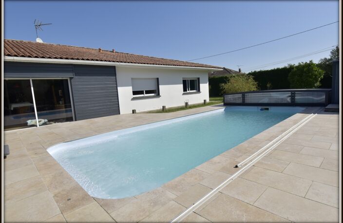 PROCHE DAX ( 10 mn côté EST ) - MAGNIFIQUE VILLA T7 de 2007 Plain Pied - PISCINE - 4 SALLES D'EAU — photo 2