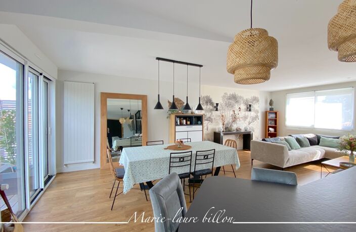Maison à vendre 5 pièces SAINT GILLES CROIX DE VIE (85), quartier BOISVINET, maison totalement rénovée, garage, jardin — photo 5
