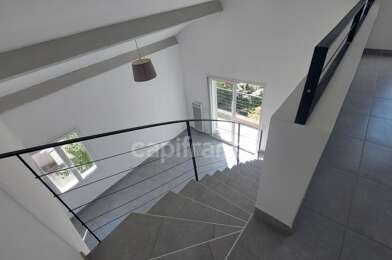 Appartement 3 pièces 231000 €