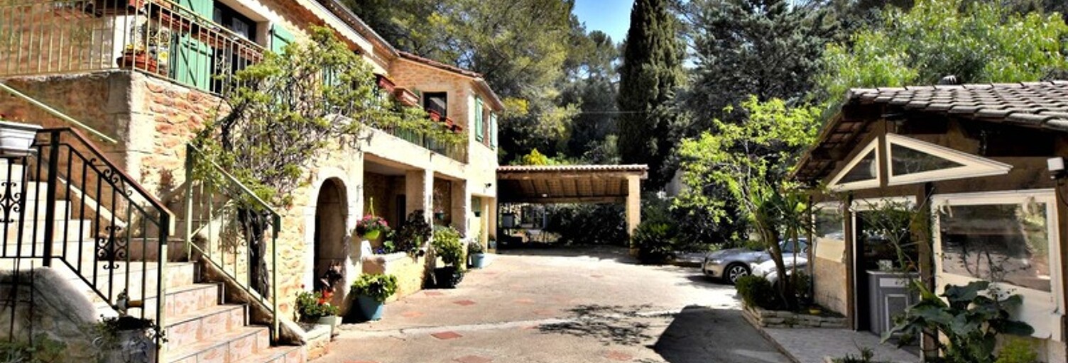 Maison 7 Pièces 171 m² à vendre à Cuers (83390)