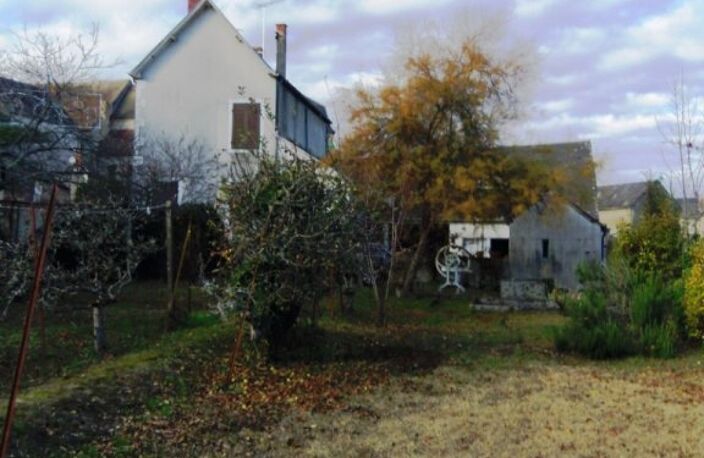 CENTRE BOURG - MAISON AVEC JARDIN ET DEPENDANCES - 49900 € — photo 3