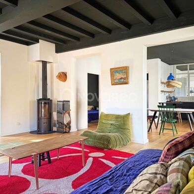 Maison 7 pièces 2500 €