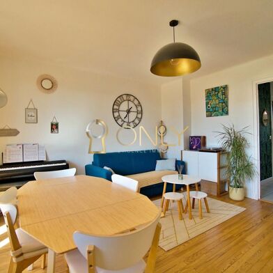 Appartement 3 pièces 220000 €