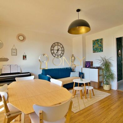 Appartement 3 pièces 215000 €