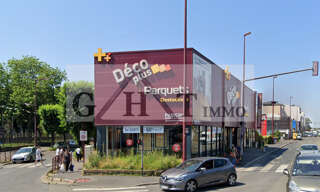 Commerce  455 m² à vendre à Bondy (93140)