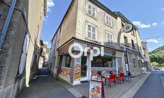 Immeuble  245 m² à vendre à Massiac (15500)