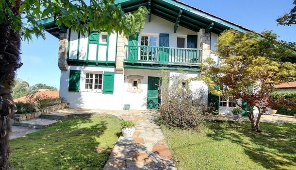 Villa / Maison 9 pièces  à vendre Hasparren 64240