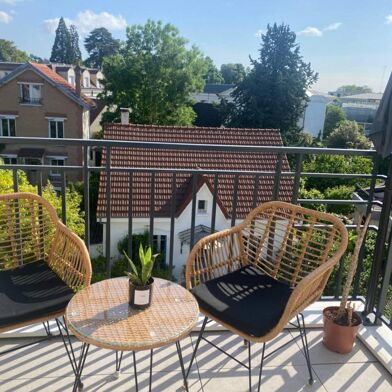 Appartement 4 pièces 2300 €