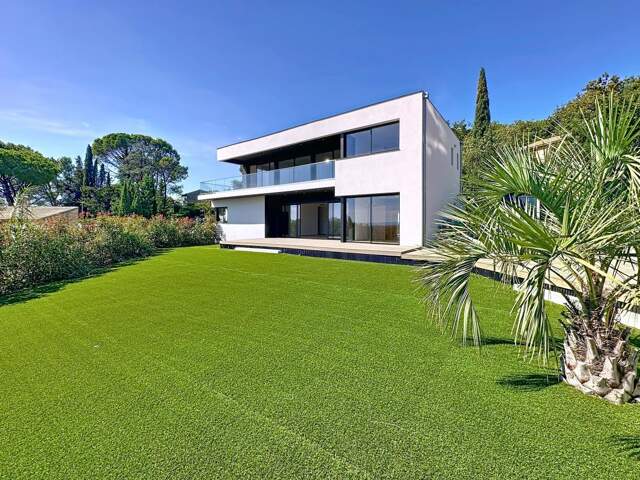 Maison Contemporaine 200 m², 4 chambres, Jardin, Garage — photo du bien