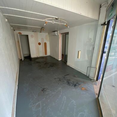 Commerce  225000 €