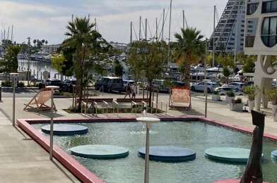 Commerce  225000 €