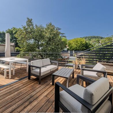 Maison 7 pièces 499000 €