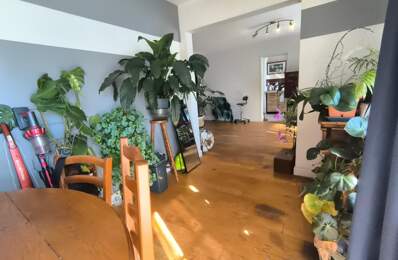 Appartement À Vendre — photo du bien