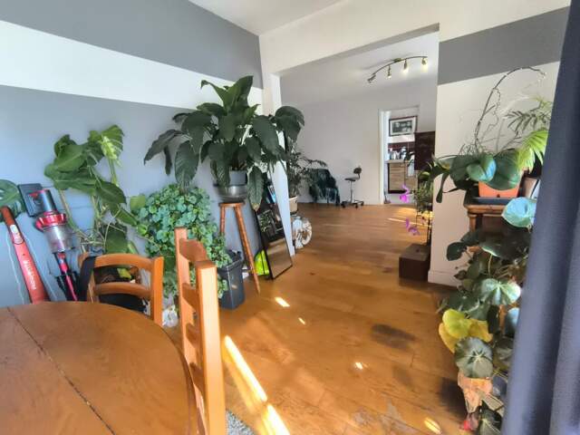 Appartement À Vendre — photo du bien