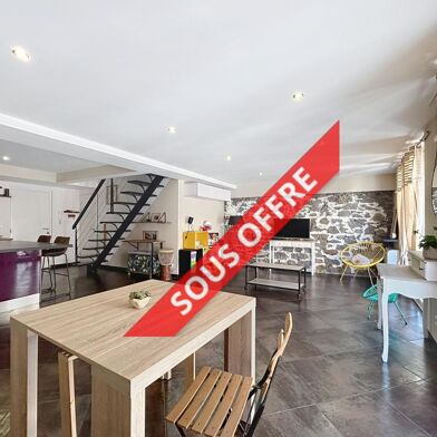 Appartement 4 pièces 244000 €