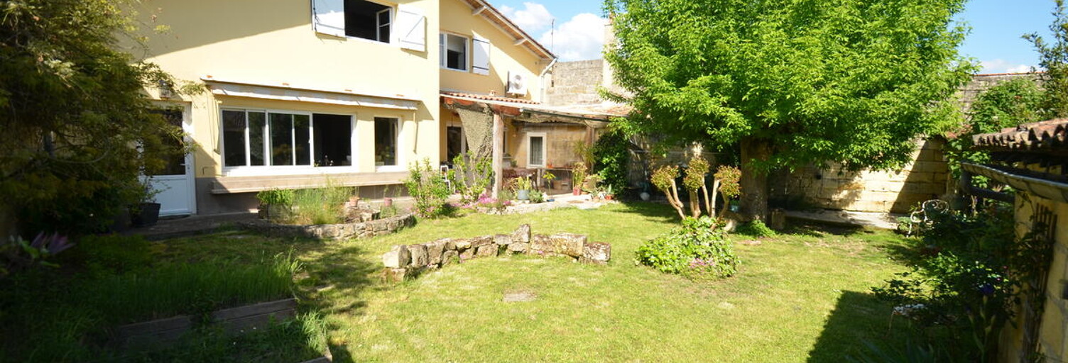 Maison 8 Pièces 321 m² à vendre à Saint-Médard-de-Guizières (33230)