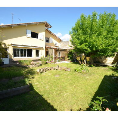 Maison 8 pièces 299900 €