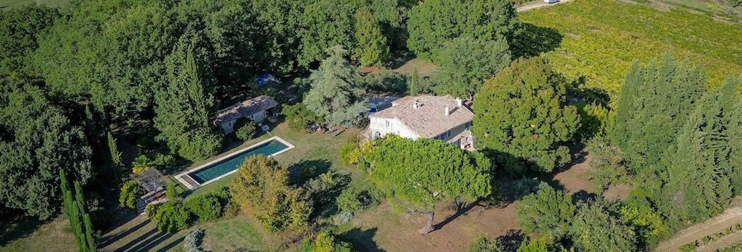 Maison 10 Pièces 190 m² à vendre à Cucuron (84160)