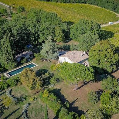 Maison 10 pièces 990000 €