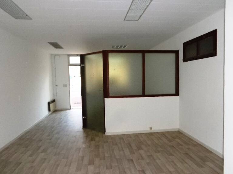 Bureau 3 pièces 63 m² — photo 1