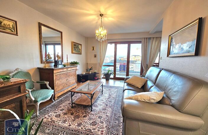 Vente appartement 4 pièces 90 m² Châteauroux (36000) — photo 2