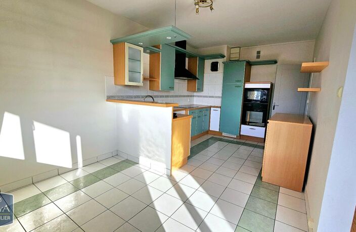 Vente appartement 4 pièces 90 m² Châteauroux (36000) — photo 3