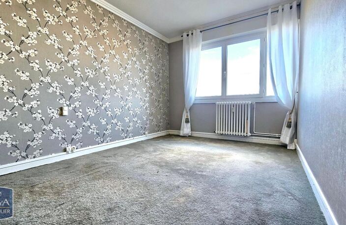 Vente appartement 4 pièces 90 m² Châteauroux (36000) — photo 5