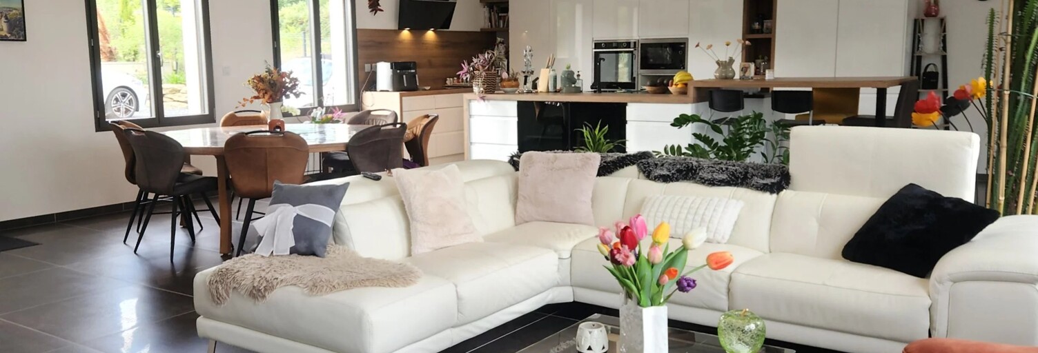 Maison 7 Pièces 240 m² à vendre à Lignières-de-Touraine (37130)