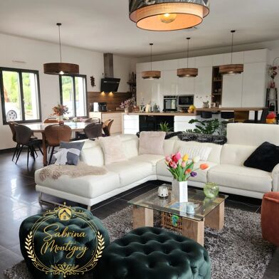 Maison 7 pièces 664000 €