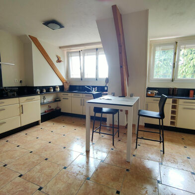 Maison 5 pièces 374000 €