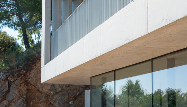 Villa / Maison 6 pièces  à vendre Hyères 83400