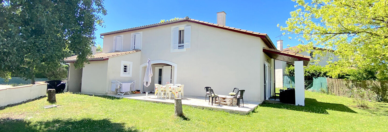 Maison 5 Pièces 111 m² à vendre à Blaye (33390)