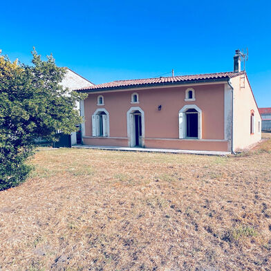 Maison 5 pièces 875 €