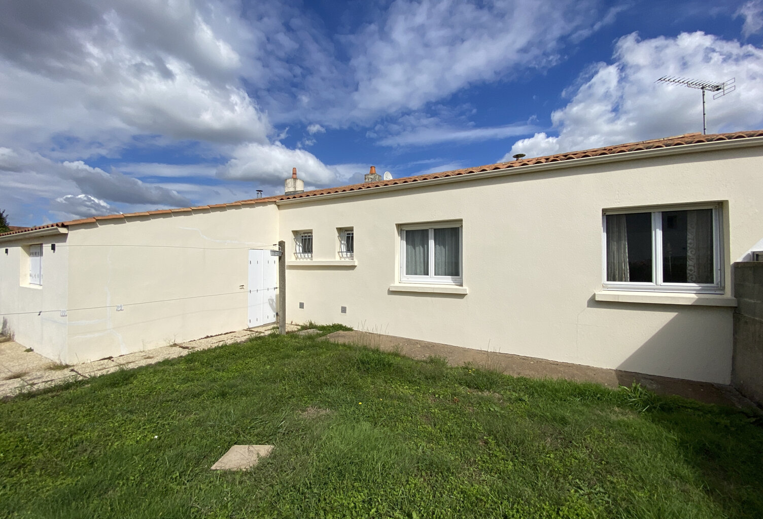 Maison de plain-pied   151 m2 habitables   Quartier du Puits — photo 1