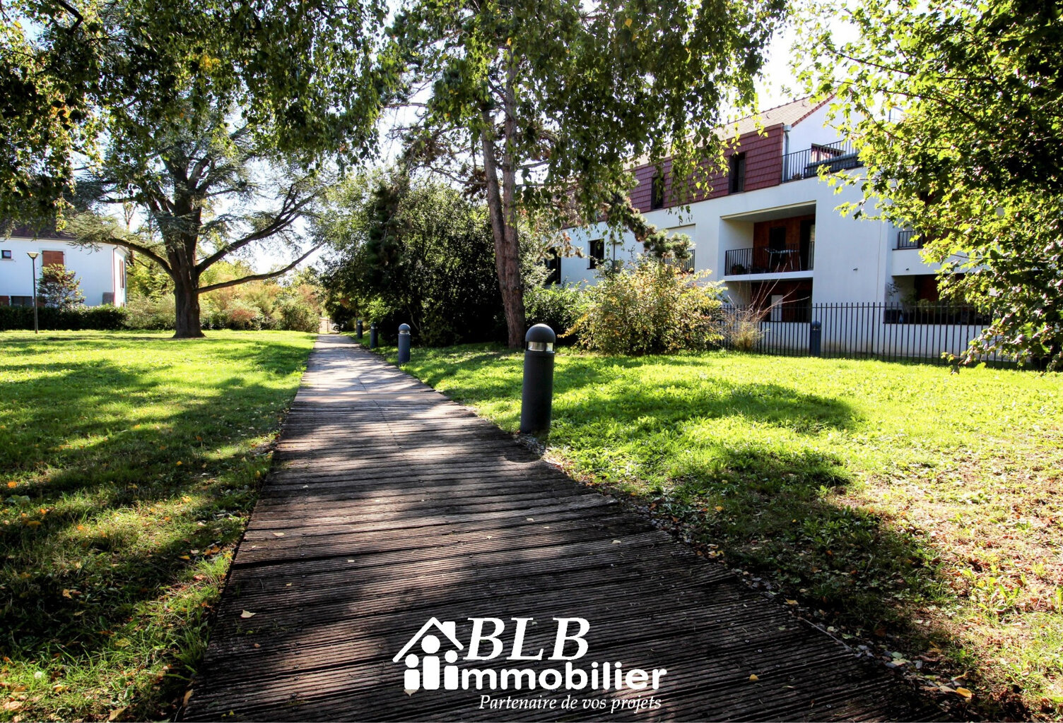 78390 BOIS D'ARCY A VENDRE APPARTEMENT 2 PIECES avec vue — photo 1