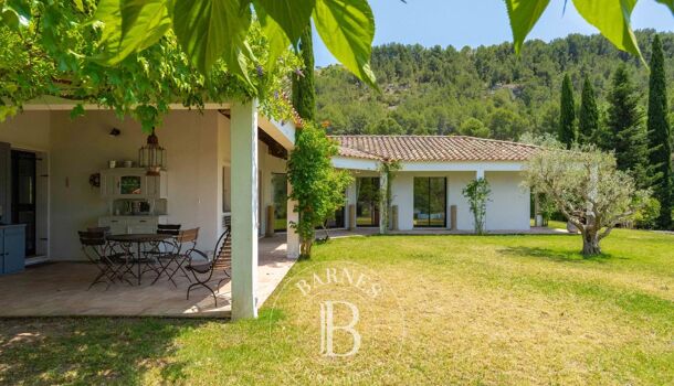Villa / Maison 5 pièces  à vendre Cassis 13260