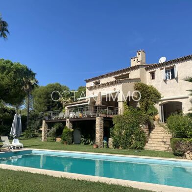 Maison 8 pièces 2120000 €