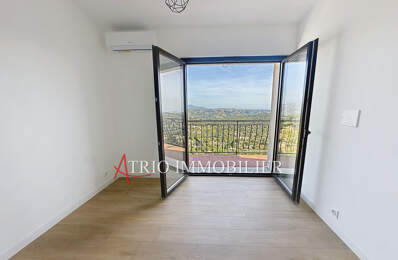 Vue exceptionnelle jusqu''à la mer pour cette magnifique maiso — photo du bien