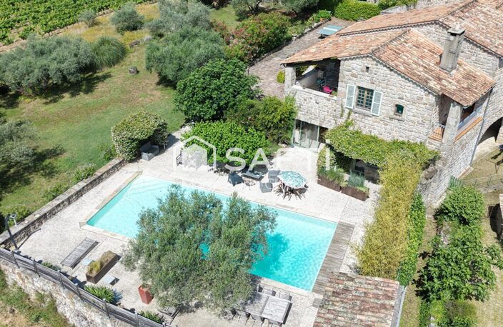 Mas 292m2 avec terrain 4718m2, piscine, calme — photo 2