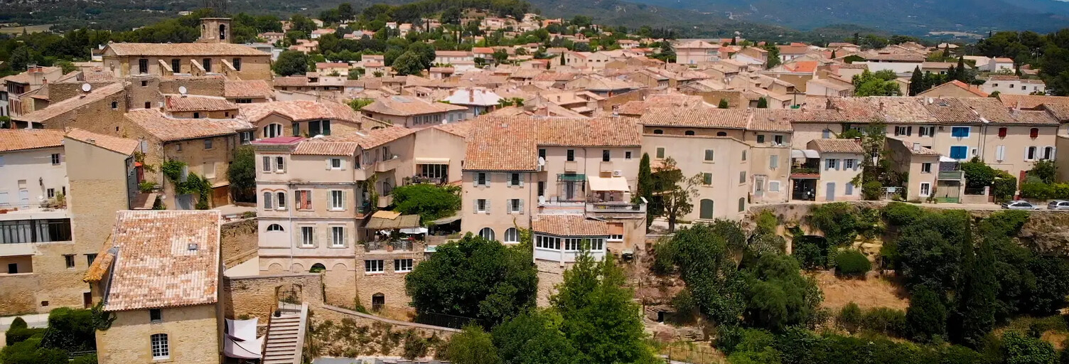 Maison 20 Pièces 740 m² à vendre à Lauris (84360)