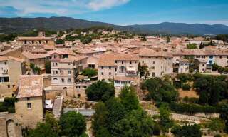 Maison 20 Pièces 740 m² à vendre à Lauris (84360)