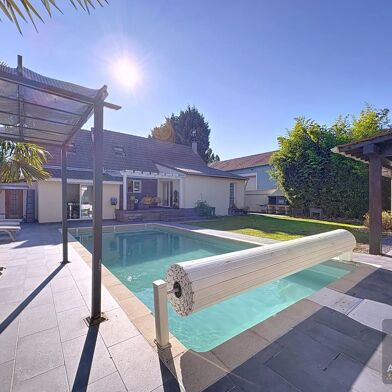 Maison 6 pièces 820000 €