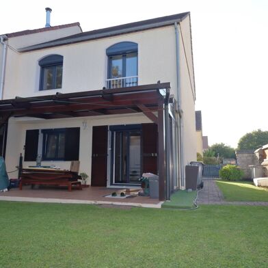 Maison 4 pièces 274000 €