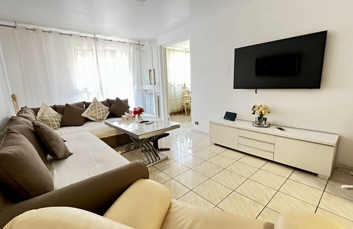 Appartement 4 pièces de 80 m2 avec garage sécurisé — photo 2
