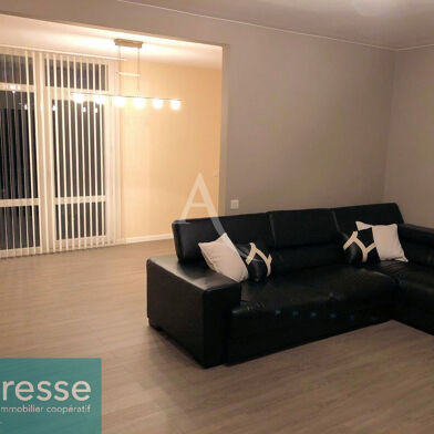 Appartement 4 pièces 211000 €