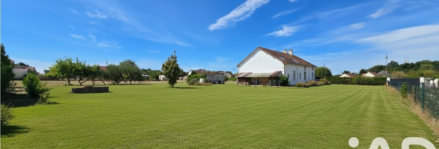 Maison 10 Pièces 295 m² à vendre à Saint-Georges-de-Poisieux (18200)